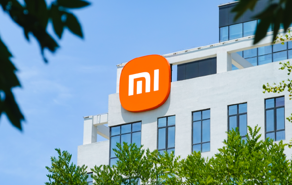 看完雷军发布会，高盛上调小米、宁德时代目标价，预言“当下的AI眼镜就是2017年的TWS耳机”